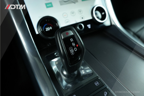 Land Rover Range Rover Sport P400e HSE | Panoramadak | Meridian | LED Matrix | Stoelverwarming |