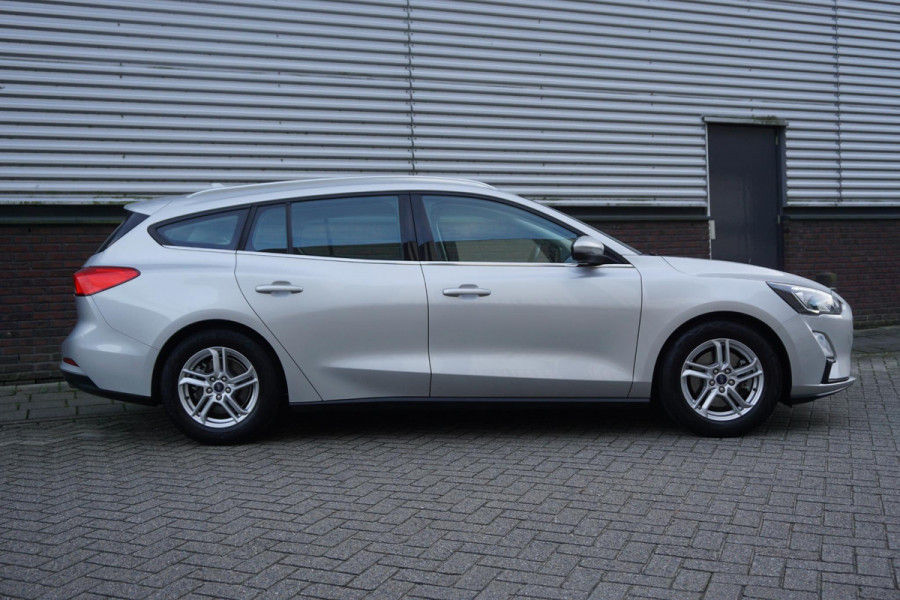Ford FOCUS Wagon 1.0 EcoBoost 125PK Hybrid Ed.Business/Trekhaak/ Camera/1e Eigenaar.