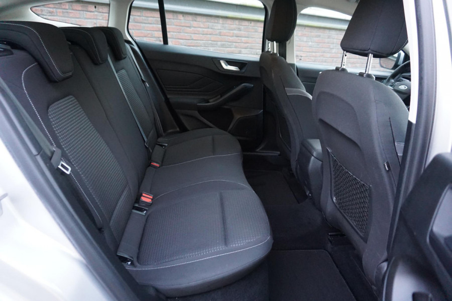 Ford FOCUS Wagon 1.0 EcoBoost 125PK Hybrid Ed.Business/Trekhaak/ Camera/1e Eigenaar.