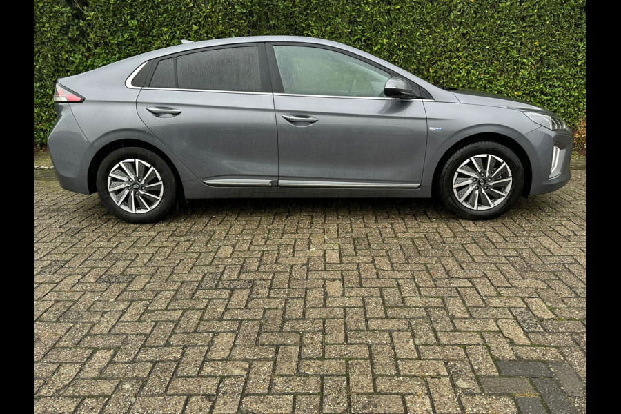 Hyundai IONIQ Comfort EV 38 kWh | 311km WLTP | Climate | Adaptive CC | Full LED | Navi | occasion Hyundai IONIQ Comfort EV 38 kWh | 311km WLTP | Climate | Adaptive CC | Full LED | Navi | occasion