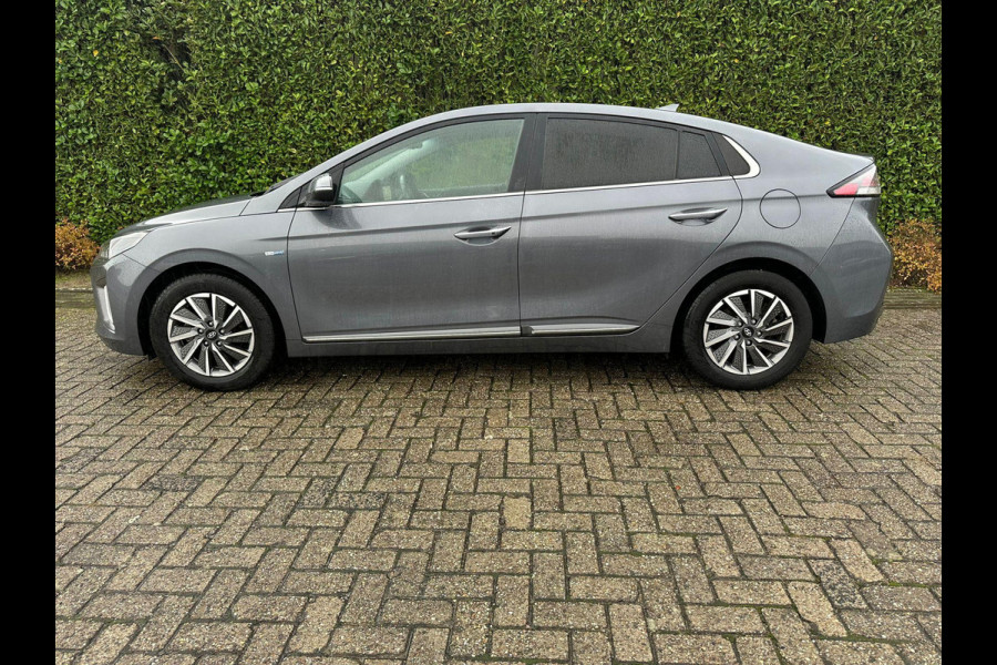 Hyundai IONIQ Comfort EV 38 kWh | 311km WLTP | Climate | Adaptive CC | Full LED | Navi | occasion Hyundai IONIQ Comfort EV 38 kWh | 311km WLTP | Climate | Adaptive CC | Full LED | Navi | occasion