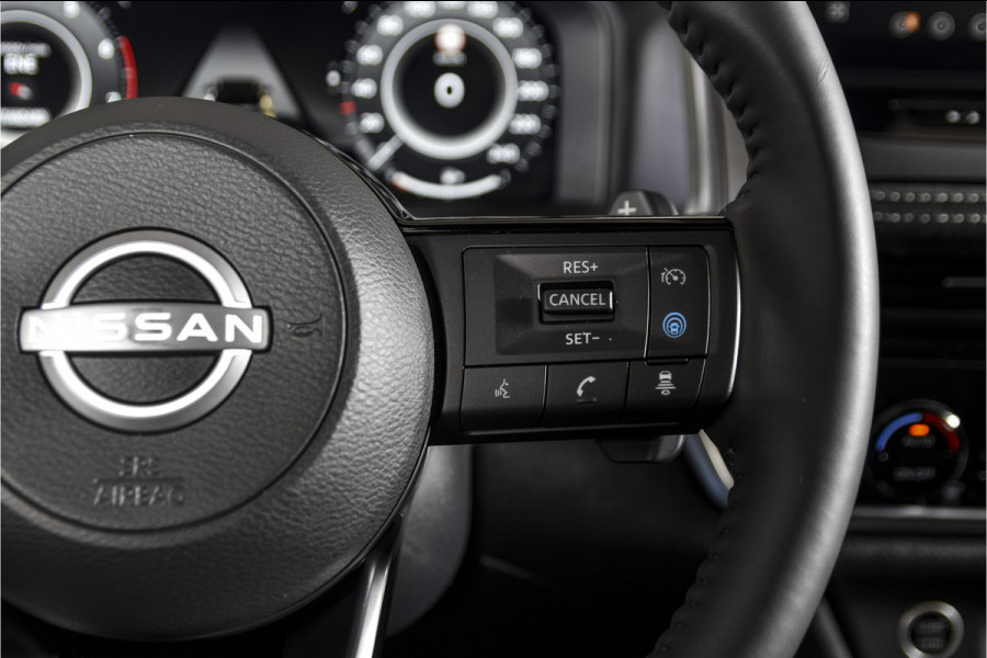 Nissan QASHQAI 1.3 MHEV 158 PK Xtronic Tekna Plus - Automaat (Nw. Model) | Cold Pack | Pano | Leder/Alcant. | Dig. Cockpit | Adapt. Cruise | Stoel-+Stuurverw. | 360 Camera | Bose | NAV + App. Connect | Auto. Airco | LM 19" | Elek. Klep | 1544 Nissan QASHQAI 1.3 MHEV 158 PK Xtronic Tekna Plus - Automaat (Nw. Model) | Cold Pack | Pano | Leder/Alcant. | Dig. Cockpit | Adapt. Cruise | Stoel-+Stuurverw. | 360 Camera | Bose | NAV + App. Connect | Auto. Airco | LM 19" | Elek. Klep | 1544