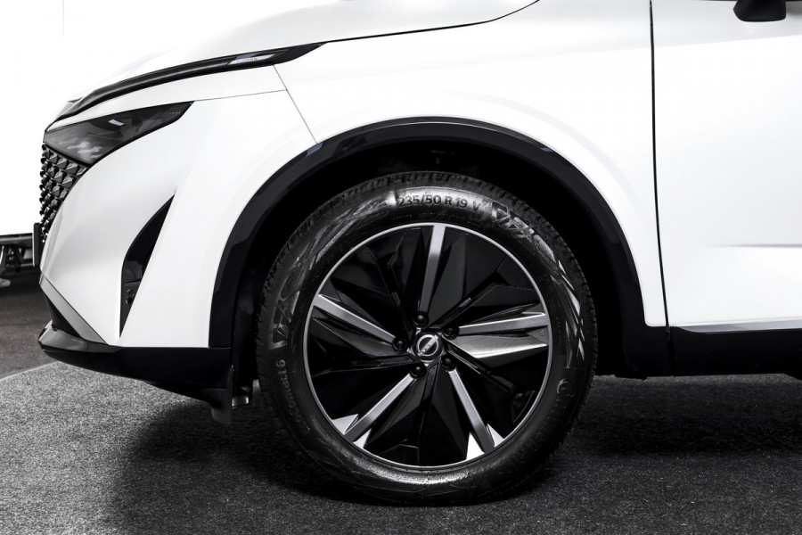 Nissan QASHQAI 1.3 MHEV 158 PK Xtronic Tekna Plus - Automaat (Nw. Model) | Cold Pack | Pano | Leder/Alcant. | Dig. Cockpit | Adapt. Cruise | Stoel-+Stuurverw. | 360 Camera | Bose | NAV + App. Connect | Auto. Airco | LM 19" | Elek. Klep | 1544 Nissan QASHQAI 1.3 MHEV 158 PK Xtronic Tekna Plus - Automaat (Nw. Model) | Cold Pack | Pano | Leder/Alcant. | Dig. Cockpit | Adapt. Cruise | Stoel-+Stuurverw. | 360 Camera | Bose | NAV + App. Connect | Auto. Airco | LM 19" | Elek. Klep | 1544