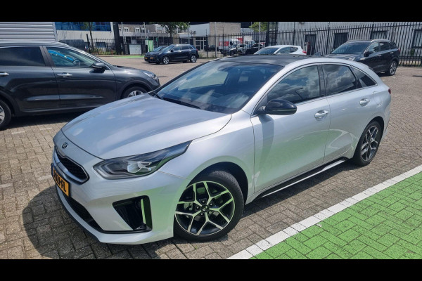 Kia ProCeed 1.4 T-GDI GT-Line EERSTE EIGENAAR - PANO/DAK - AUTOMAAT Kia ProCeed 1.4 T-GDI GT-Line EERSTE EIGENAAR - PANO/DAK - AUTOMAAT