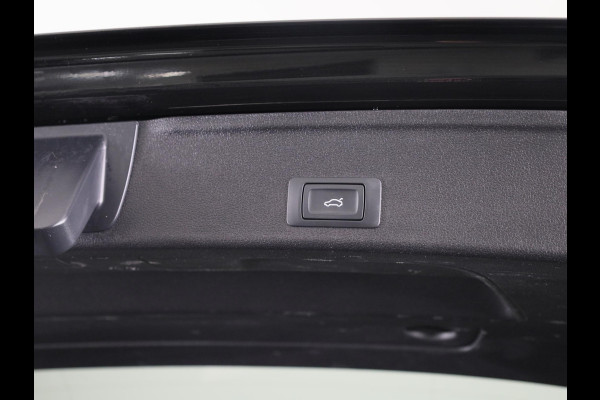 Audi A4 Avant 35 TFSI S edition 150 pk S-tronic | Verlengde garantie | Navigatie | Parkeersensoren | Lichtmetalen velgen 19" | S-Line | Audi A4 Avant 35 TFSI S edition 150 pk S-tronic | Verlengde garantie | Navigatie | Parkeersensoren | Lichtmetalen velgen 19" | S-Line |