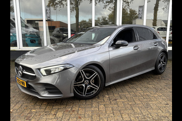 Mercedes-Benz A-Klasse 180 Business Solution AMG | Sfeerverlichting | Automaat | Stoelverwarming | Dodehoek Detector Mercedes-Benz A-Klasse 180 Business Solution AMG | Sfeerverlichting | Automaat | Stoelverwarming | Dodehoek Detector