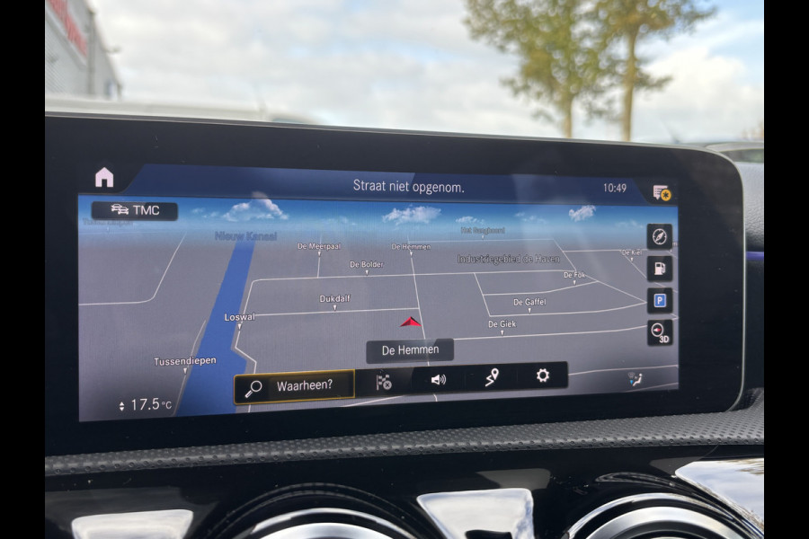 Mercedes-Benz A-Klasse 180 Business Solution AMG | Sfeerverlichting | Automaat | Stoelverwarming | Dodehoek Detector Mercedes-Benz A-Klasse 180 Business Solution AMG | Sfeerverlichting | Automaat | Stoelverwarming | Dodehoek Detector