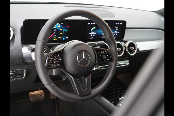 Mercedes-Benz Glb 180 7p. | Leder | Trekhaak | Camera | LED | DAB | Cruise