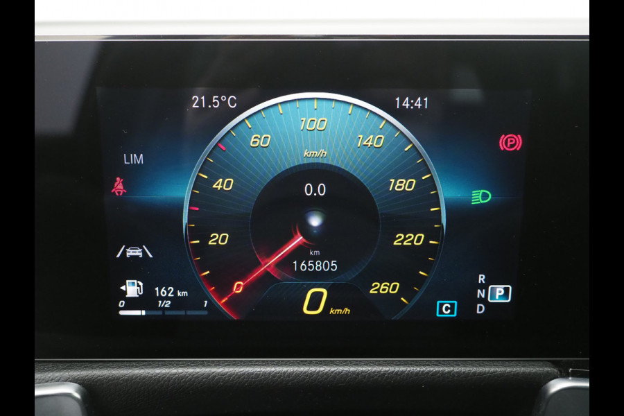 Mercedes-Benz Glb 180 7p. | Leder | Trekhaak | Camera | LED | DAB | Cruise