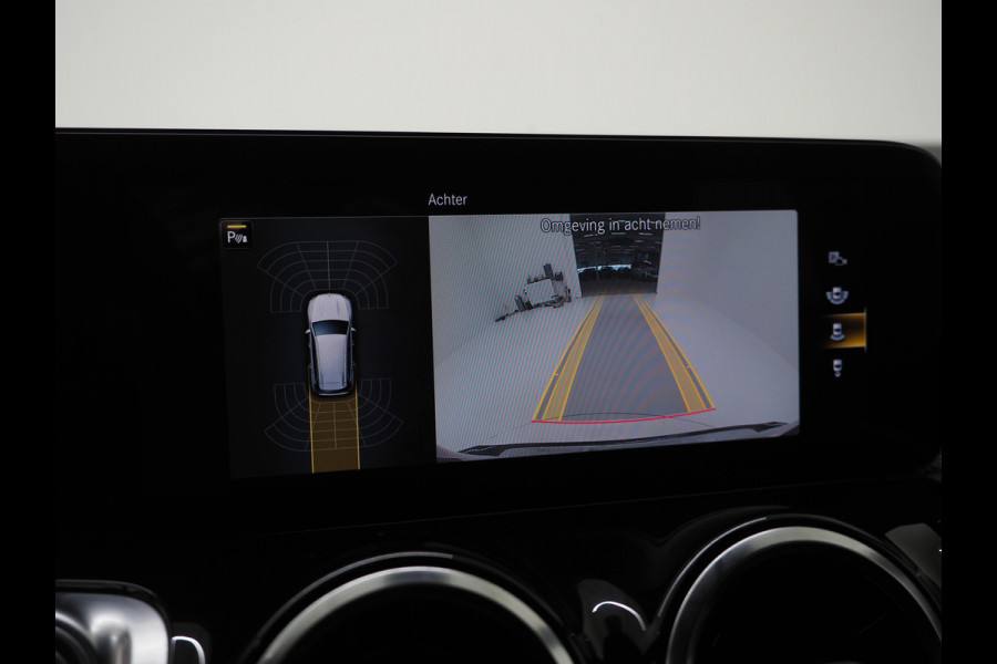 Mercedes-Benz Glb 180 7p. | Leder | Trekhaak | Camera | LED | DAB | Cruise