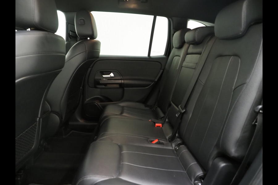 Mercedes-Benz Glb 180 7p. | Leder | Trekhaak | Camera | LED | DAB | Cruise