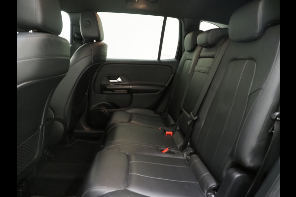 Mercedes-Benz Glb 180 7p. | Leder | Trekhaak | Camera | LED | DAB | Cruise