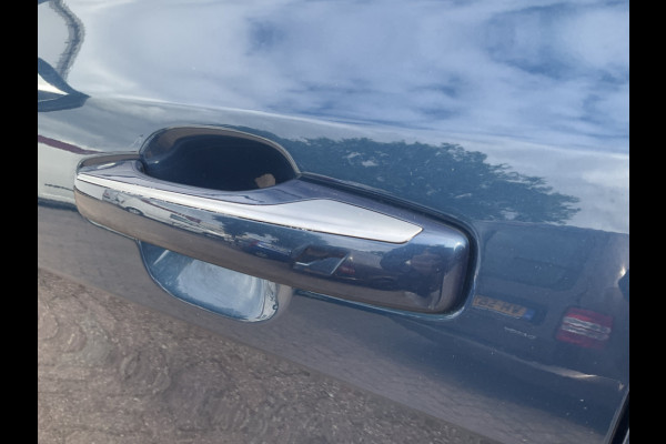 Lynk & Co 01 1.5 262pk Plug-in Zwarte hemel 360° Carplay Hybride PHEV