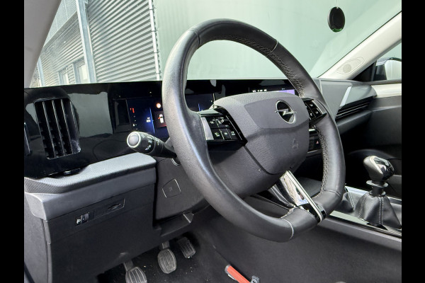 Opel Astra BWJ 12-2022 | 1.2 131PK! Bus. Edition | CAMREA | NAVI | CLIMA | CARPLAY | AD CRUISE | PDC 2X | STOELVERW | STUURWIELVERW |