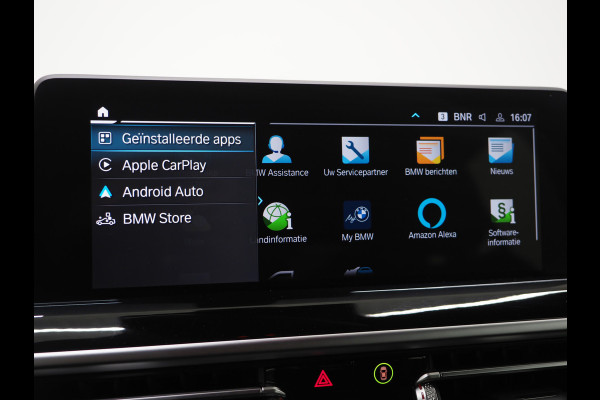 BMW X3 xDrive30e LCI 292PK | Leder | Sportstoelen | Zwarte Hemel | Camera | DAB | Carplay