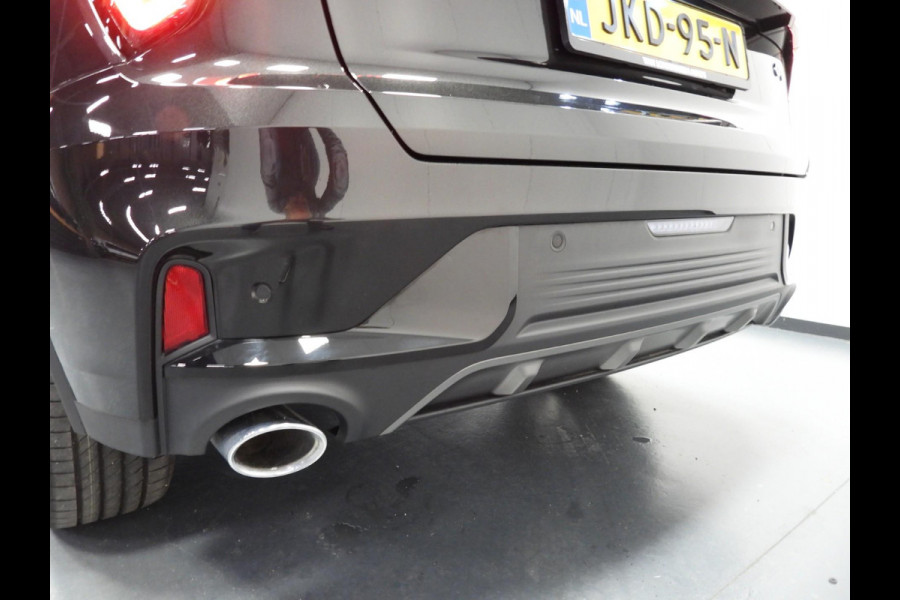 Lynk & Co 01 1.5 PHEV !NIEUW! NAVI/STUURVERW/SCHUIFDAK/LED/20"LMV! Lynk & Co 01 1.5 PHEV !NIEUW! NAVI/STUURVERW/SCHUIFDAK/LED/20"LMV!