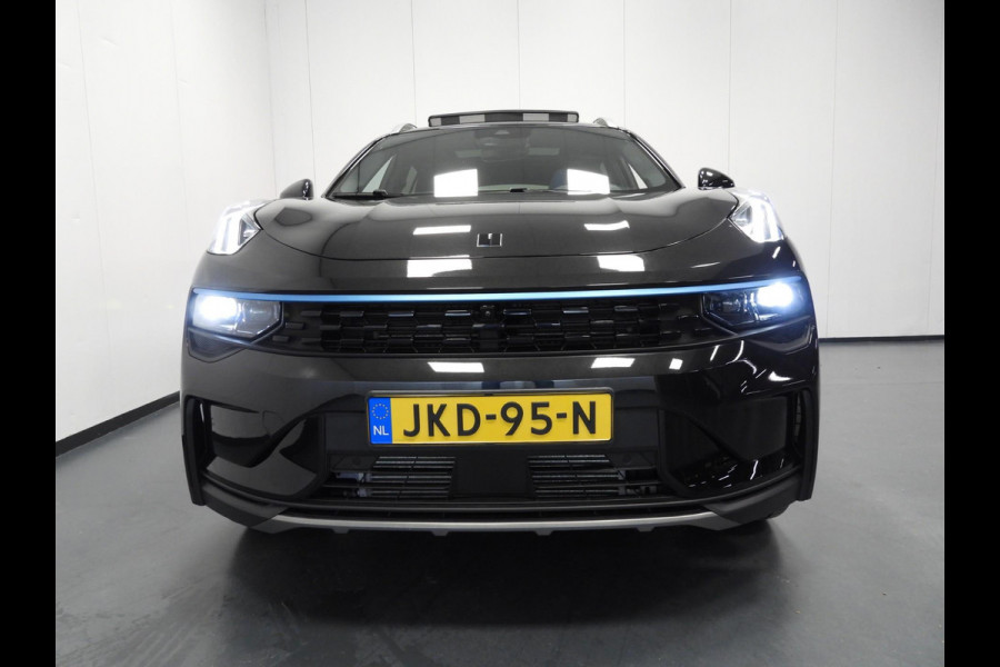 Lynk & Co 01 1.5 PHEV !NIEUW! NAVI/STUURVERW/SCHUIFDAK/LED/20"LMV! Lynk & Co 01 1.5 PHEV !NIEUW! NAVI/STUURVERW/SCHUIFDAK/LED/20"LMV!