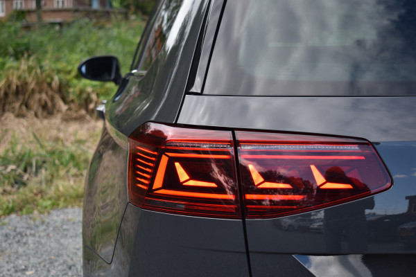 Volkswagen Passat Variant 218PK DSG HYBRID GTE BUSINESS LEDER/CAMERA/TREKHAAK/IQ-LIGHT