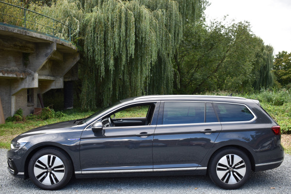Volkswagen Passat Variant 218PK DSG HYBRID GTE BUSINESS LEDER/CAMERA/TREKHAAK/IQ-LIGHT