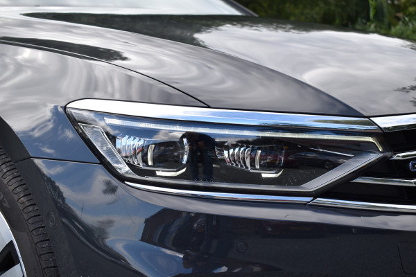 Volkswagen Passat Variant 218PK DSG HYBRID GTE BUSINESS LEDER/CAMERA/TREKHAAK/IQ-LIGHT