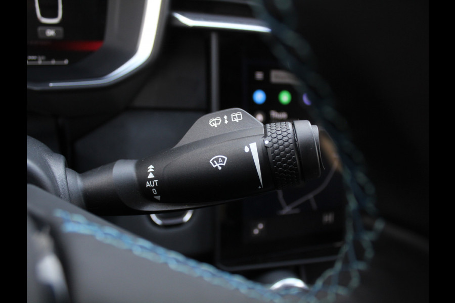 Lynk & Co 01 1.5 CARPLAY | 360CAMERA | DAB | PANODAK | LED | STOELVERW | ADAPCRUISE | WIFI