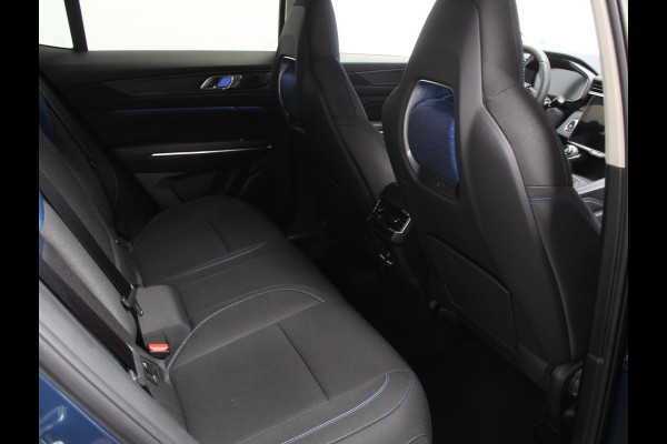 Lynk & Co 01 1.5 CARPLAY | 360CAMERA | DAB | PANODAK | LED | STOELVERW | ADAPCRUISE | WIFI