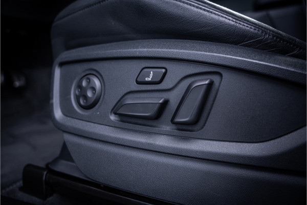 Audi Q5 55 TFSI e Competition - Luchtv. l Massage l HUD l B&O l Trekhaak l S-Line Audi Q5 55 TFSI e Competition - Luchtv. l Massage l HUD l B&O l Trekhaak l S-Line