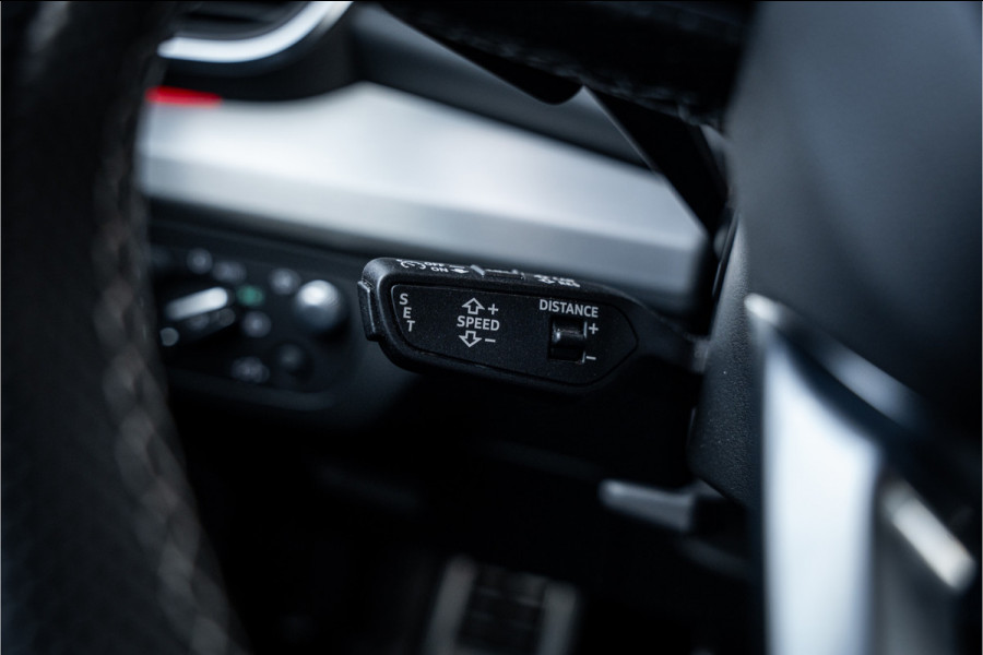 Audi Q5 55 TFSI e Competition - Luchtv. l Massage l HUD l B&O l Trekhaak l S-Line Audi Q5 55 TFSI e Competition - Luchtv. l Massage l HUD l B&O l Trekhaak l S-Line