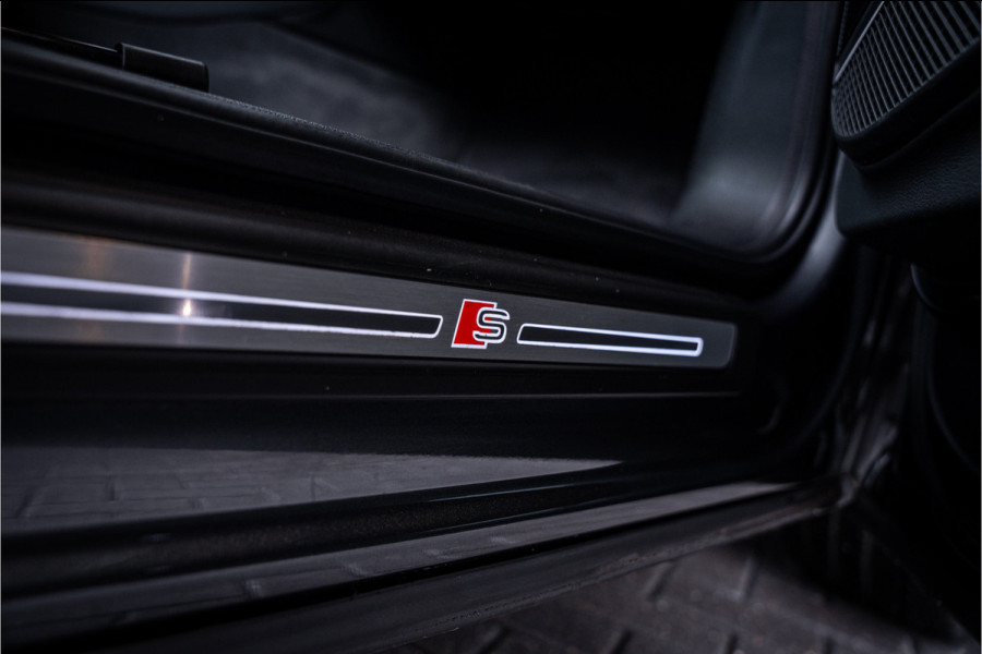 Audi Q5 55 TFSI e Competition - Luchtv. l Massage l HUD l B&O l Trekhaak l S-Line Audi Q5 55 TFSI e Competition - Luchtv. l Massage l HUD l B&O l Trekhaak l S-Line