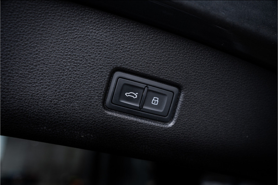Audi Q5 55 TFSI e Competition - Luchtv. l Massage l HUD l B&O l Trekhaak l S-Line Audi Q5 55 TFSI e Competition - Luchtv. l Massage l HUD l B&O l Trekhaak l S-Line