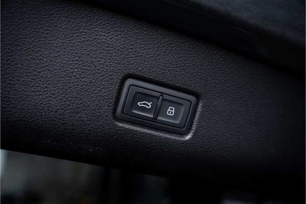 Audi Q5 55 TFSI e Competition - Luchtv. l Massage l HUD l B&O l Trekhaak l S-Line Audi Q5 55 TFSI e Competition - Luchtv. l Massage l HUD l B&O l Trekhaak l S-Line