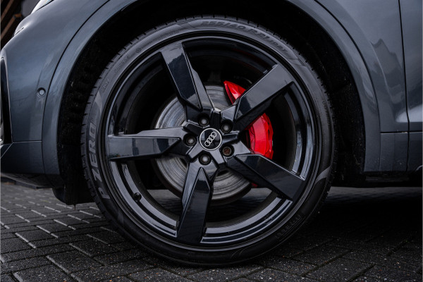 Audi Q5 55 TFSI e Competition - Luchtv. l Massage l HUD l B&O l Trekhaak l S-Line Audi Q5 55 TFSI e Competition - Luchtv. l Massage l HUD l B&O l Trekhaak l S-Line