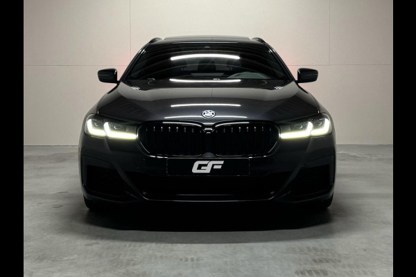 BMW 5 Serie Touring 530e M-Sport Pano Sfeer Leder Carplay Trekh.