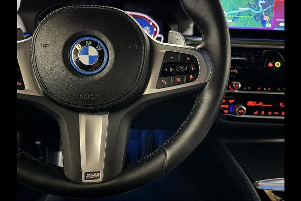 BMW 5 Serie Touring 530e M-Sport Pano Sfeer Leder Carplay Trekh.