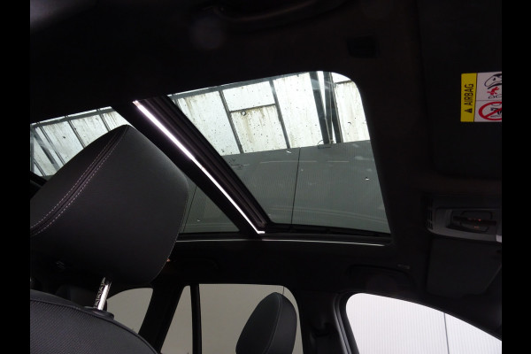 BMW X1 sDrive20i Orange Edition III * PANORAMADAK * HEAD-UP * DEALER ONDERH. !!