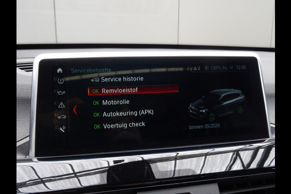 BMW X1 sDrive20i Orange Edition III * PANORAMADAK * HEAD-UP * DEALER ONDERH. !!