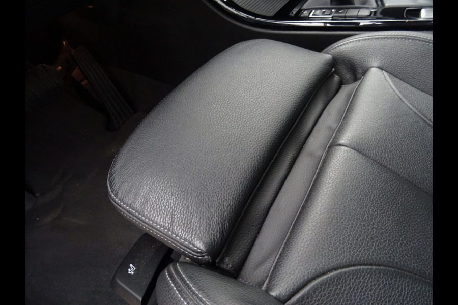 BMW X1 sDrive20i Orange Edition III * PANORAMADAK * HEAD-UP * DEALER ONDERH. !!