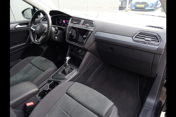 Volkswagen Tiguan 1.4 TSI eHybrid Business+ * PANORAMADAK * 19 INCH * CARPLAY !! Volkswagen Tiguan 1.4 TSI eHybrid Business+ * PANORAMADAK * 19 INCH * CARPLAY !!