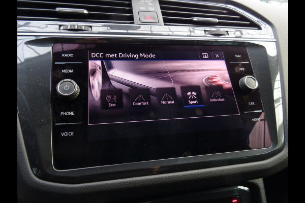 Volkswagen Tiguan 1.4 TSI eHybrid Business+ * PANORAMADAK * 19 INCH * CARPLAY !! Volkswagen Tiguan 1.4 TSI eHybrid Business+ * PANORAMADAK * 19 INCH * CARPLAY !!