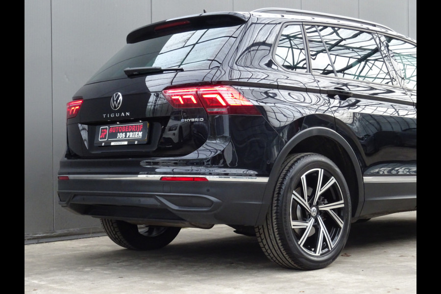 Volkswagen Tiguan 1.4 TSI eHybrid Business+ * PANORAMADAK * 19 INCH * CARPLAY !! Volkswagen Tiguan 1.4 TSI eHybrid Business+ * PANORAMADAK * 19 INCH * CARPLAY !!