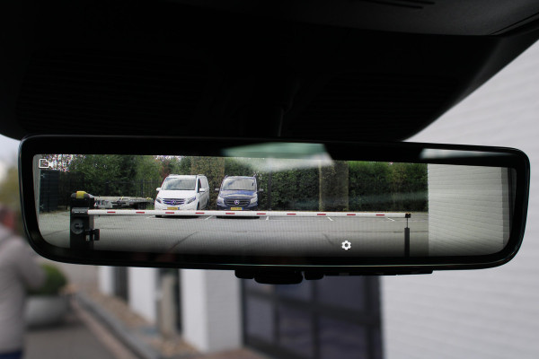 Mercedes-Benz V-Klasse 300d / Exclusive / DC / Luchtvering / Panorama / 2x Elec Schuifd / 360 Cam / Burmester / Vol Opties / NIEUW!!