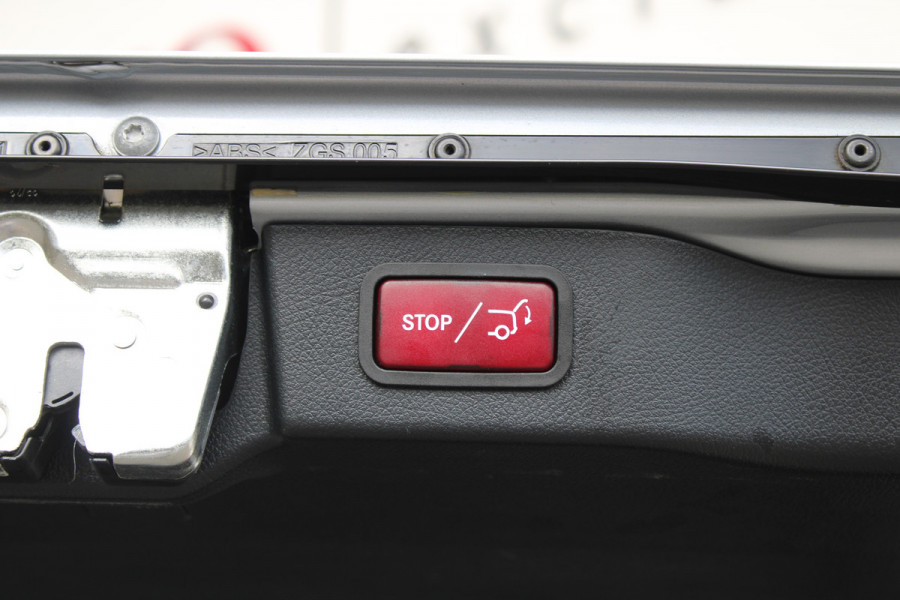 Mercedes-Benz V-Klasse 300d / Exclusive / DC / Luchtvering / Panorama / 2x Elec Schuifd / 360 Cam / Burmester / Vol Opties / NIEUW!!