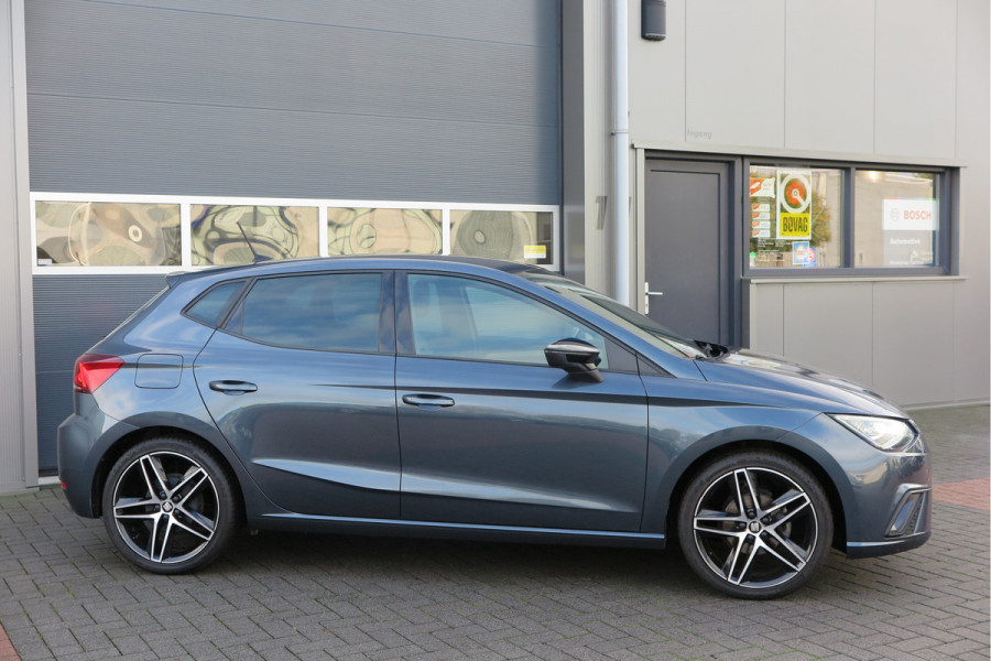 Seat Ibiza 1.0 TSI 95PK FR Limited Edition, Virtual Cockpit , Beats audio , Led verlichting, Camera, Stoelverwarming, Navi, Alcantara bekleding ,Cruise control, etc. . Seat Ibiza 1.0 TSI 95PK FR Limited Edition, Virtual Cockpit , Beats audio , Led verlichting, Camera, Stoelverwarming, Navi, Alcantara bekleding ,Cruise control, etc. .