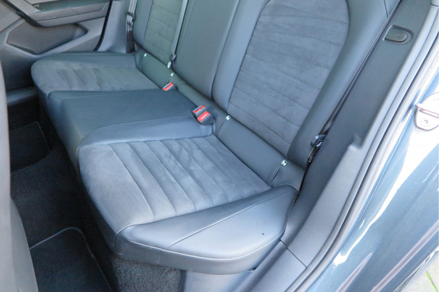 Seat Ibiza 1.0 TSI 95PK FR Limited Edition, Virtual Cockpit , Beats audio , Led verlichting, Camera, Stoelverwarming, Navi, Alcantara bekleding ,Cruise control, etc. . Seat Ibiza 1.0 TSI 95PK FR Limited Edition, Virtual Cockpit , Beats audio , Led verlichting, Camera, Stoelverwarming, Navi, Alcantara bekleding ,Cruise control, etc. .