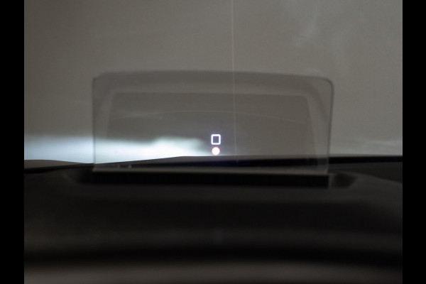 Citroën C4 1.2 Puretech Feel Pack (APPLE CARPLAY,NAVI,CAMERA,DIGITALE COCKPIT,SPORTSTOELEN,GETINT,PDC,LANE ASSIST,NETTESTAAT)