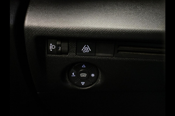 Citroën C4 1.2 Puretech Feel Pack (APPLE CARPLAY,NAVI,CAMERA,DIGITALE COCKPIT,SPORTSTOELEN,GETINT,PDC,LANE ASSIST,NETTESTAAT)