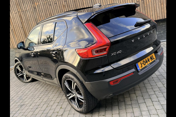Volvo XC40 1.5 T4 Recharge R-Design Automaat | Panoramadak | LED verlichting | Sportstoelen leer | DAB | Apple CarPlay | 360 graden camera