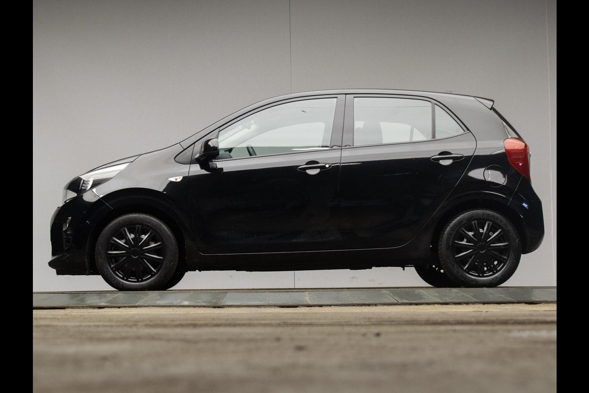Kia Picanto 1.0 MPi ComfortPlusLine Sport (APPEL CARPLAY,NAVI,CAMERA,BLACK PACK,SPORTSTOELEN,PDC,GETINT,NETTESTAAT) Kia Picanto 1.0 MPi ComfortPlusLine Sport (APPEL CARPLAY,NAVI,CAMERA,BLACK PACK,SPORTSTOELEN,PDC,GETINT,NETTESTAAT)