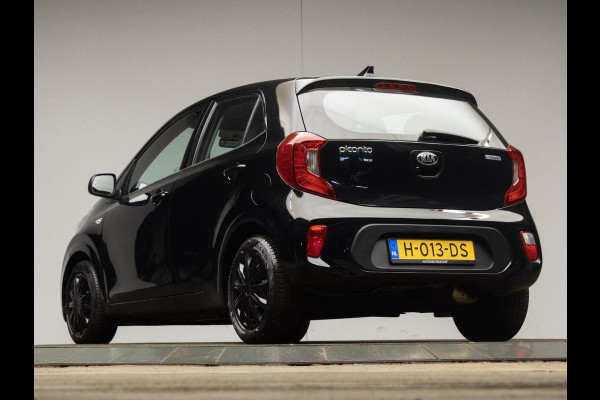 Kia Picanto 1.0 MPi ComfortPlusLine Sport (APPEL CARPLAY,NAVI,CAMERA,BLACK PACK,SPORTSTOELEN,PDC,GETINT,NETTESTAAT) Kia Picanto 1.0 MPi ComfortPlusLine Sport (APPEL CARPLAY,NAVI,CAMERA,BLACK PACK,SPORTSTOELEN,PDC,GETINT,NETTESTAAT)