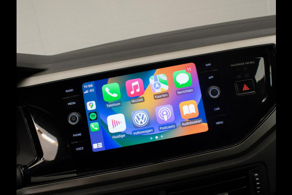 Volkswagen Polo 1.0 TSI Sport (APPLE CARPLAY,NAVI,CRUISE,PDC,CAMERA,SPORTSTOELEN,GETINT,CLIMATE,NETTESTAAT)